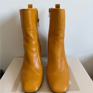L'INTERVALLE Mustard Leather Ankle Boots